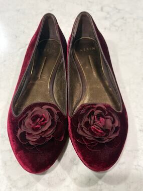 Aerin Women’s Burgundy Velvet Rose Floral Appliqué Ballet Flats Size 7 Red